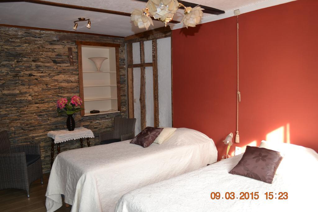 Auberge Au Naturel Des Ardennes Rochehaut Oda fotoğraf
